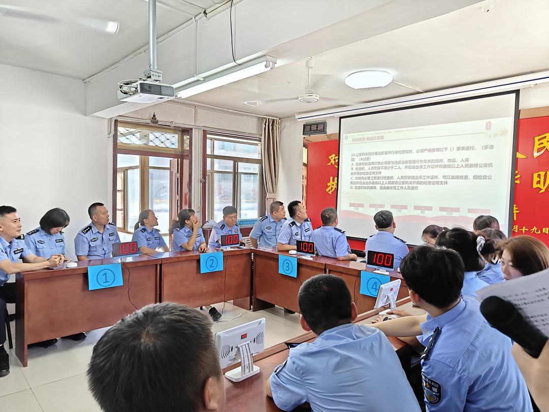 “脑力比拼”中较量“真功夫”——张家畔派出所举行主题知识竞赛