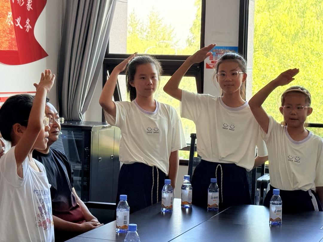 强国复兴有我 传承“八一”精神——三辰社区开展党建引领百姓故事会