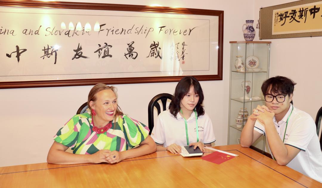 图片[5]-“见证友谊” 中外新闻社小记者2025暑期访问斯洛伐克驻华大使馆-华闻时空