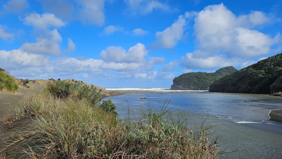 湖边的风景

AI 生成的内容可能不正确。