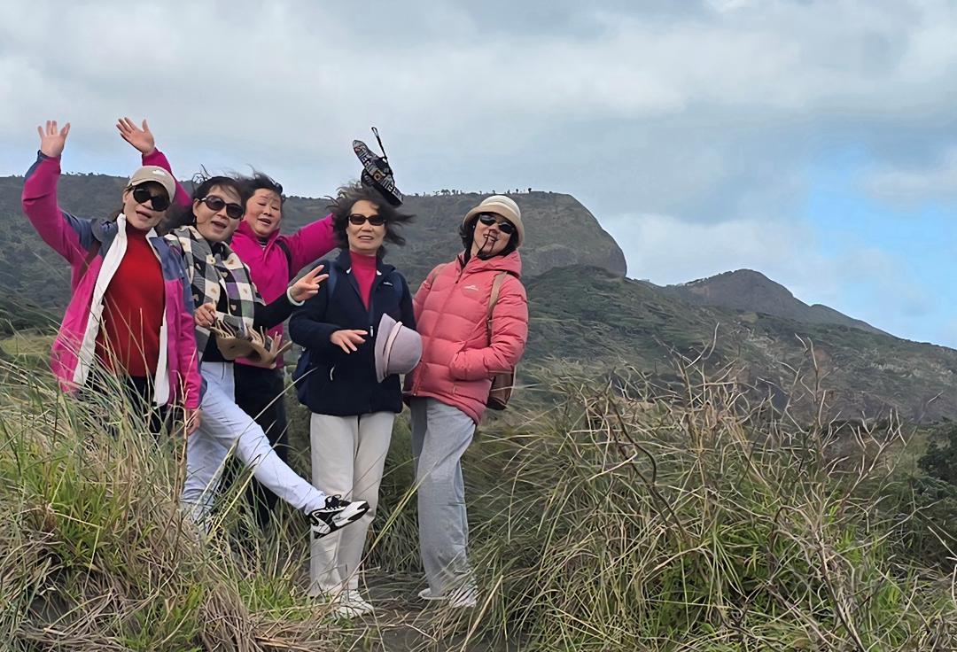 男人和女人在山上

AI 生成的内容可能不正确。