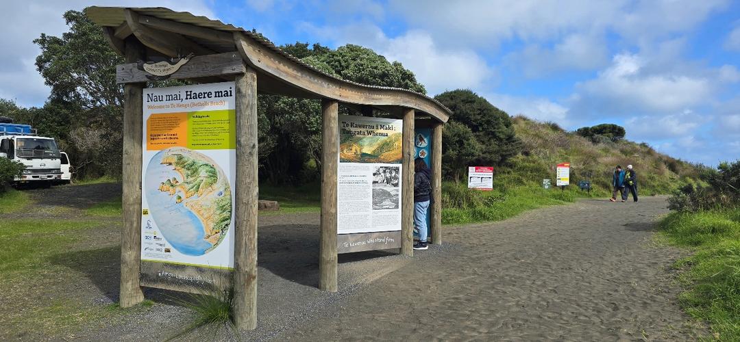 路旁有房子

AI 生成的内容可能不正确。