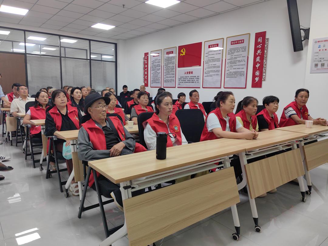 从“会议室”到“群众身边” 芹涧路社区为“五级五长”划下第三季度工作“路线图”