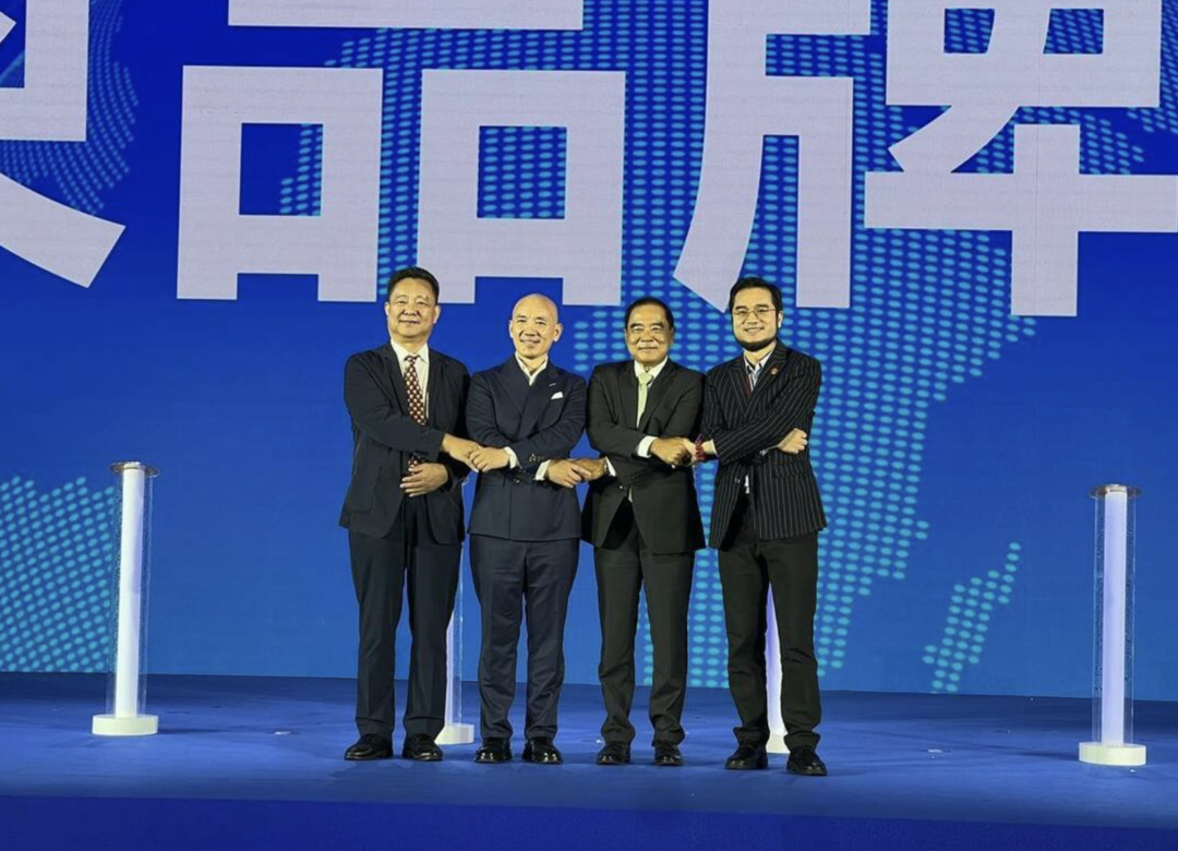 柬埔寨国务大臣李突在深圳出席第十九届中国品牌节 推介柬数字化转型政策