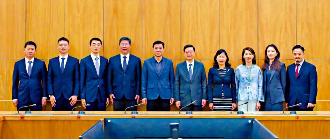 李家超晤百度李彥宏　香港自動駕駛「提速」，料兩年內落實-华闻时空