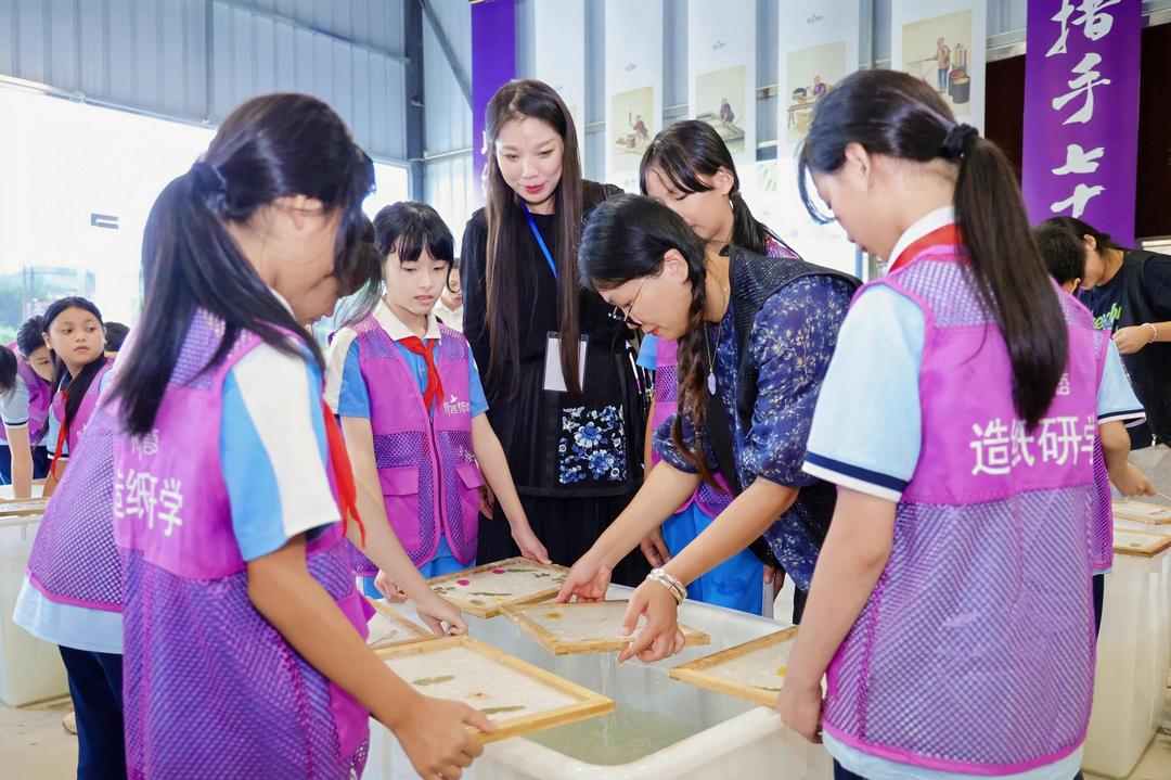 图片[12]-高校美育名师曾智林设计工作室研讨会：让美育「活」起来-华闻时空