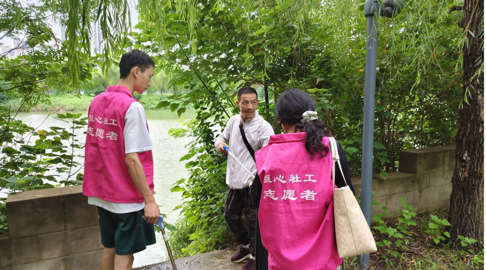 蚌埠恒心環保志愿者巡護迎河,守護碧水清流 蚌埠恒心環保志愿者巡護迎河,守護碧水清流