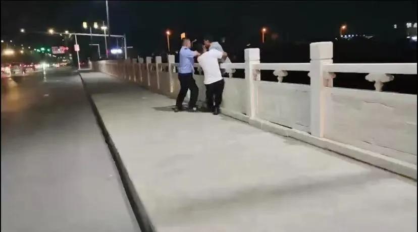 靖边公安：小城“大爱”，把守护写进市井烟火