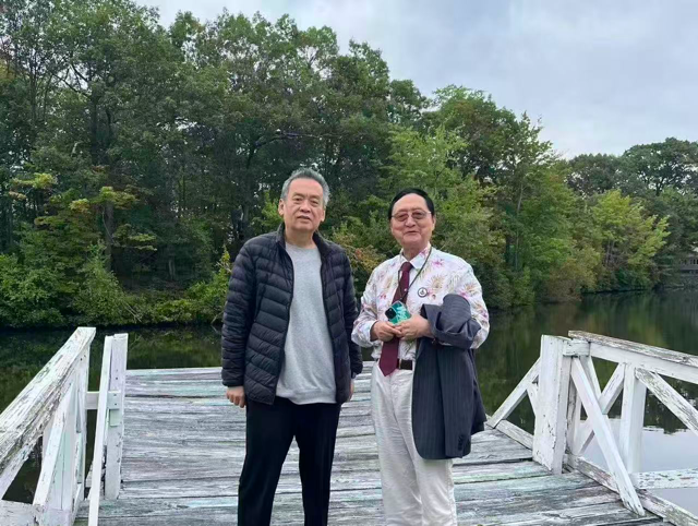 纽约商务出版社举行2025年下半年工作会议-华闻时空