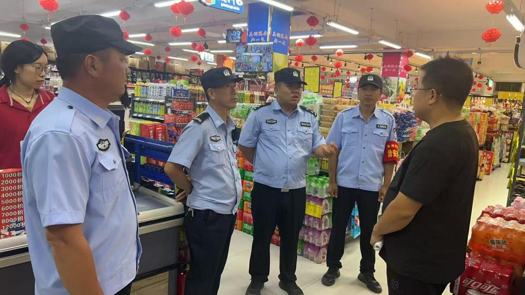 靖边公安东郊派出所：“清”除隐患 “查”护平安！