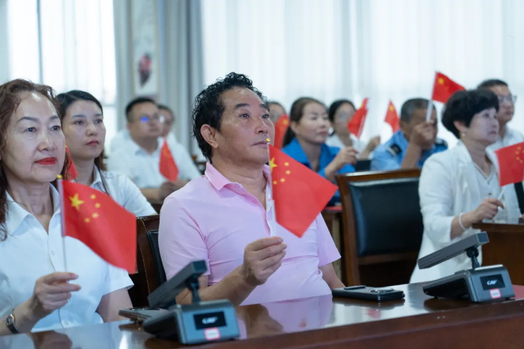 致敬强国荣光，凝聚企业担当——<a href=https://www.shidiannet.com/zt/shaanxi/ target=_blank class=infotextkey>陕西</a>杜康酒业集团组织观看九三阅兵仪式