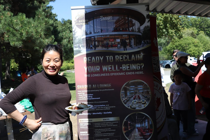 A person holding a plate of foodAI-generated content may be incorrect.