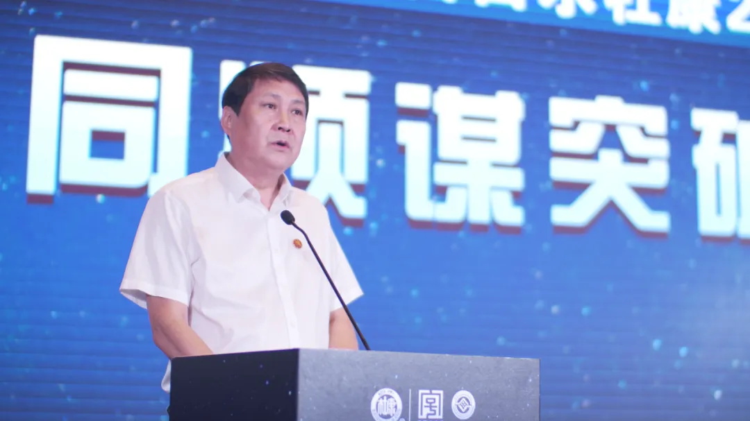 凝心同频谋突破 品质共赢创未来——<a href=https://www.shidiannet.com/zt/shaanxi/ target=_blank class=infotextkey>陕西</a>白水杜康2025合作商研讨会在杭州隆重举行