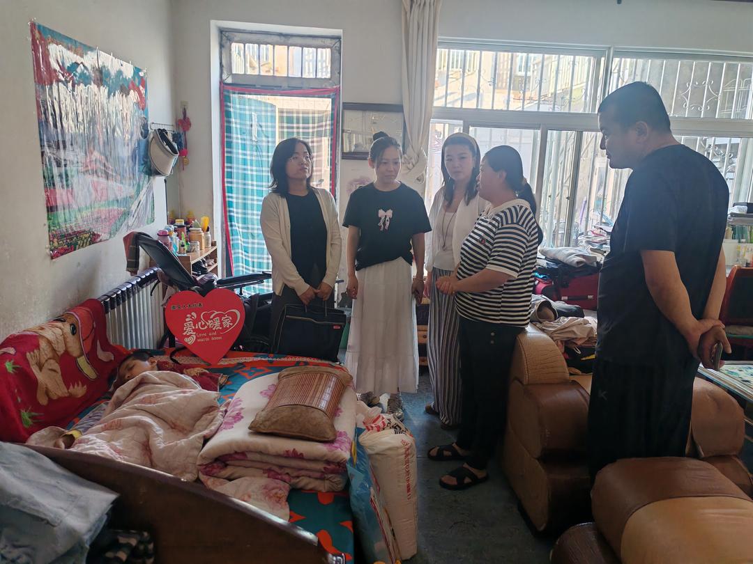 榆阳区崇文路街道春苑社区：人大代表进站 多维服务解民忧