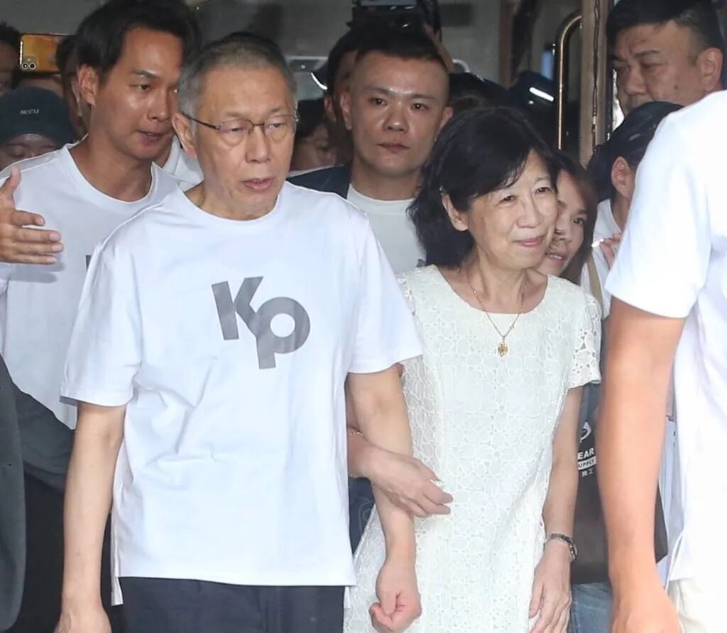 被羁押一年，柯文哲今天交保出狱_厄瓜多尔_新闻_华人头条