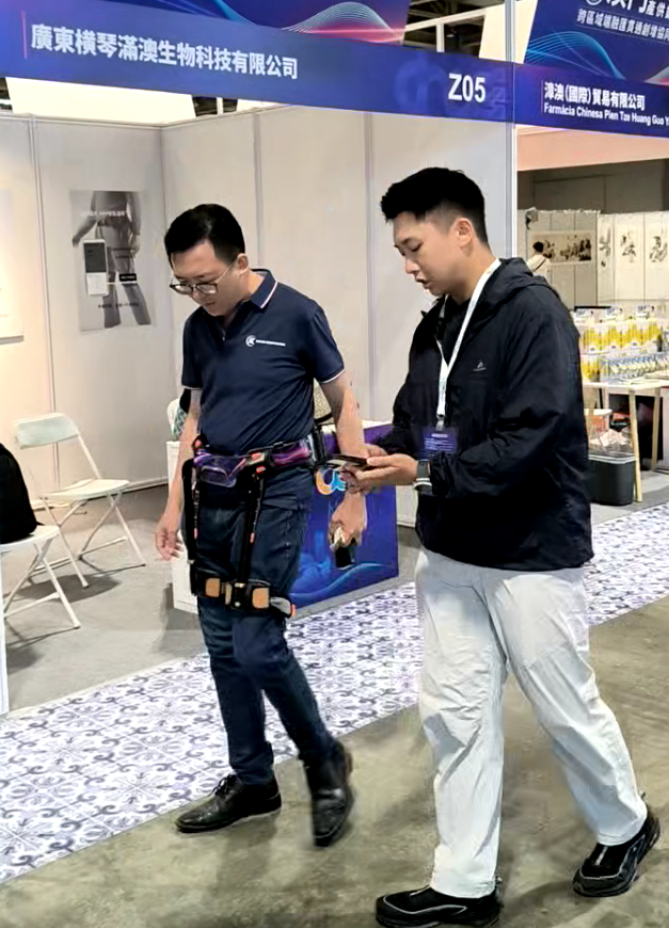 图片[2]-“AI+穿带外骨骼机器人”亮相高品会 丘兴方：拓展湾区市场-华闻时空