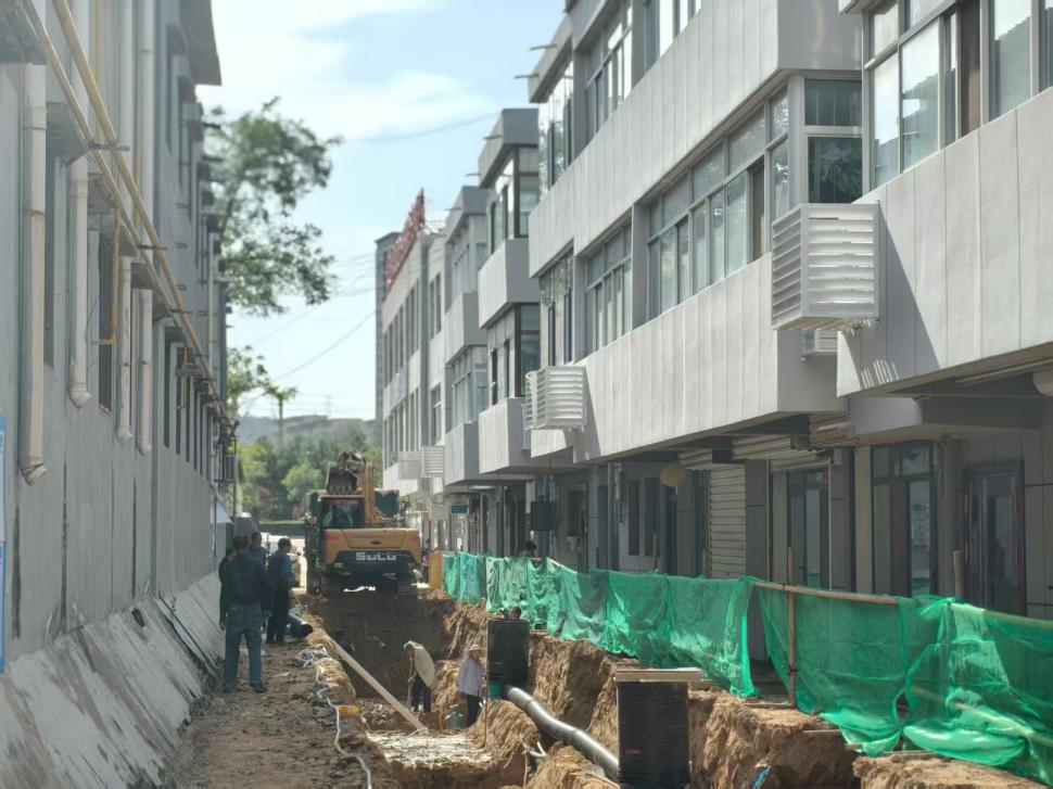 崇文路街道学院社区崇文小区老旧小区改造：多方协同解民忧，持续推进暖民心