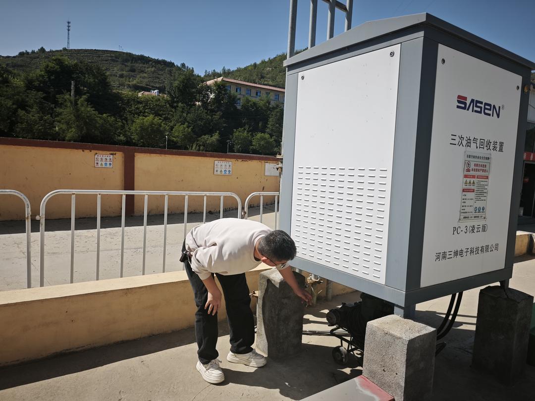 清涧县面向易燃易爆场所开展防雷安全检查