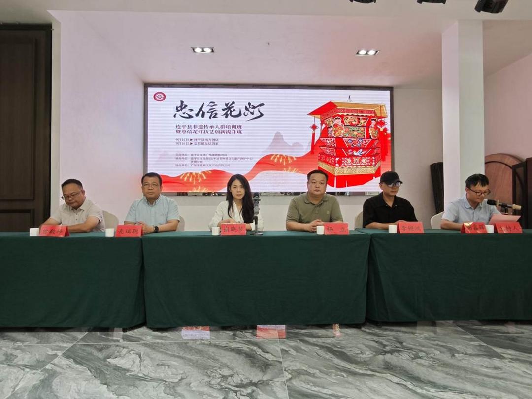 f540b03e560b85679a164248c755716