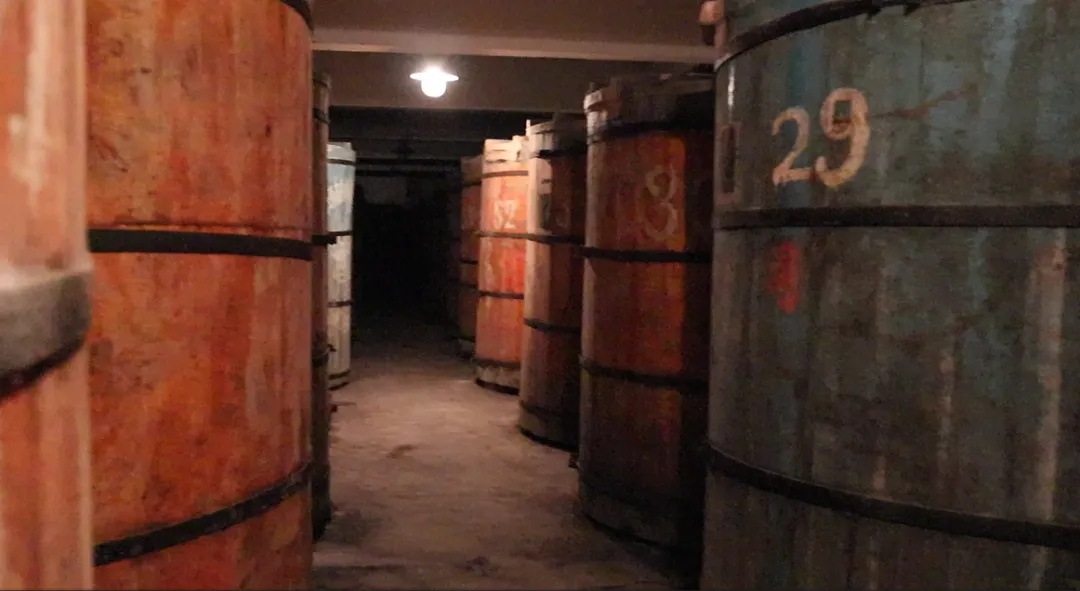 国槐酒海：风味容器如何成就白水杜康“老清香”?