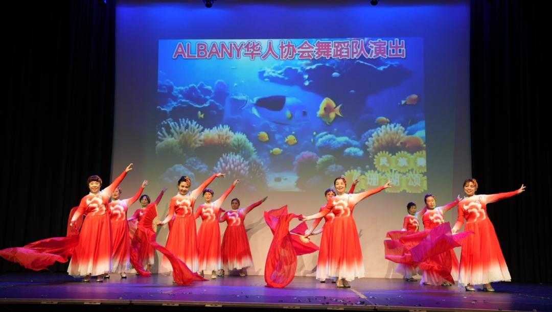 å›¾ç‰‡åŒ…å�« å®¤å†…, æ¡Œå­�, ç›‘æ�§, ç”µè§†

AI ç”Ÿæˆ�çš„å†…å®¹å�¯èƒ½ä¸�æ­£ç¡®ã€‚