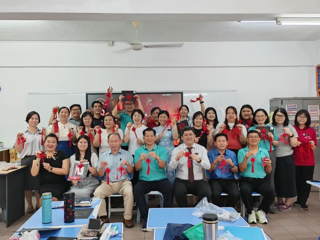 2025中国华文教育基金会海外巡讲团马来西亚站圆满完成_全球_新闻_华人头条