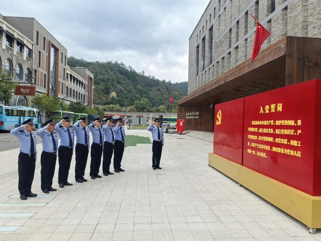 双节平安，铁警先行——延安站派出所全力下好双节安保“五步棋”