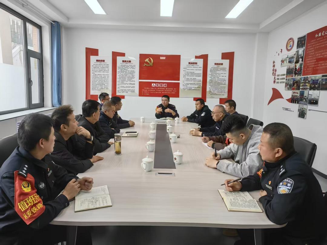 双节平安，铁警先行——延安站派出所全力下好双节安保“五步棋”