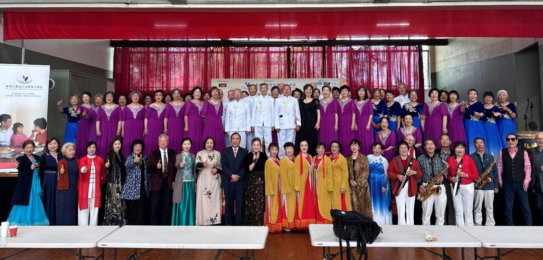 许多人站在一起

AI 生成的内容可能不正确。