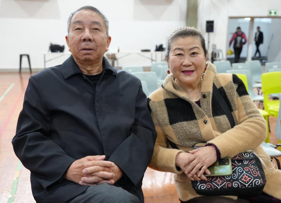 男人和女人

AI 生成的内容可能不正确。