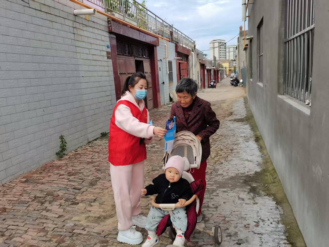 崇文路街道富庆路社区积极开展反诈宣传活动，筑牢安全防线