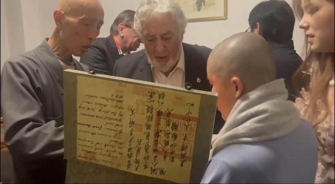 “江南才子”孙晓华：墨赠多明戈——中国笔墨在米兰绽放光彩-华闻时空