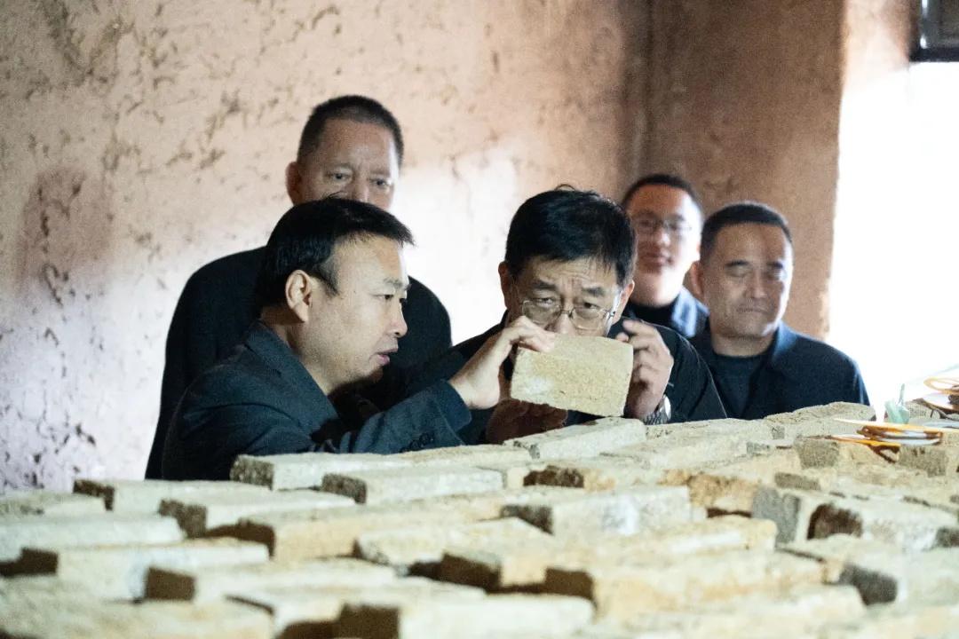 <a href=https://www.shidiannet.com/zt/shaanxi/ target=_blank class=infotextkey>陕西</a>省市场监督管理局领导深入<a href=https://www.shidiannet.com/zt/shaanxi/ target=_blank class=infotextkey>陕西</a>白水杜康酒厂调研指导非公经济党建工作