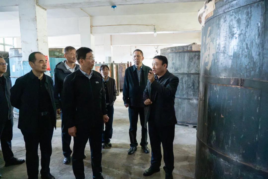 <a href=https://www.shidiannet.com/zt/shaanxi/ target=_blank class=infotextkey>陕西</a>省市场监督管理局领导深入<a href=https://www.shidiannet.com/zt/shaanxi/ target=_blank class=infotextkey>陕西</a>白水杜康酒厂调研指导非公经济党建工作