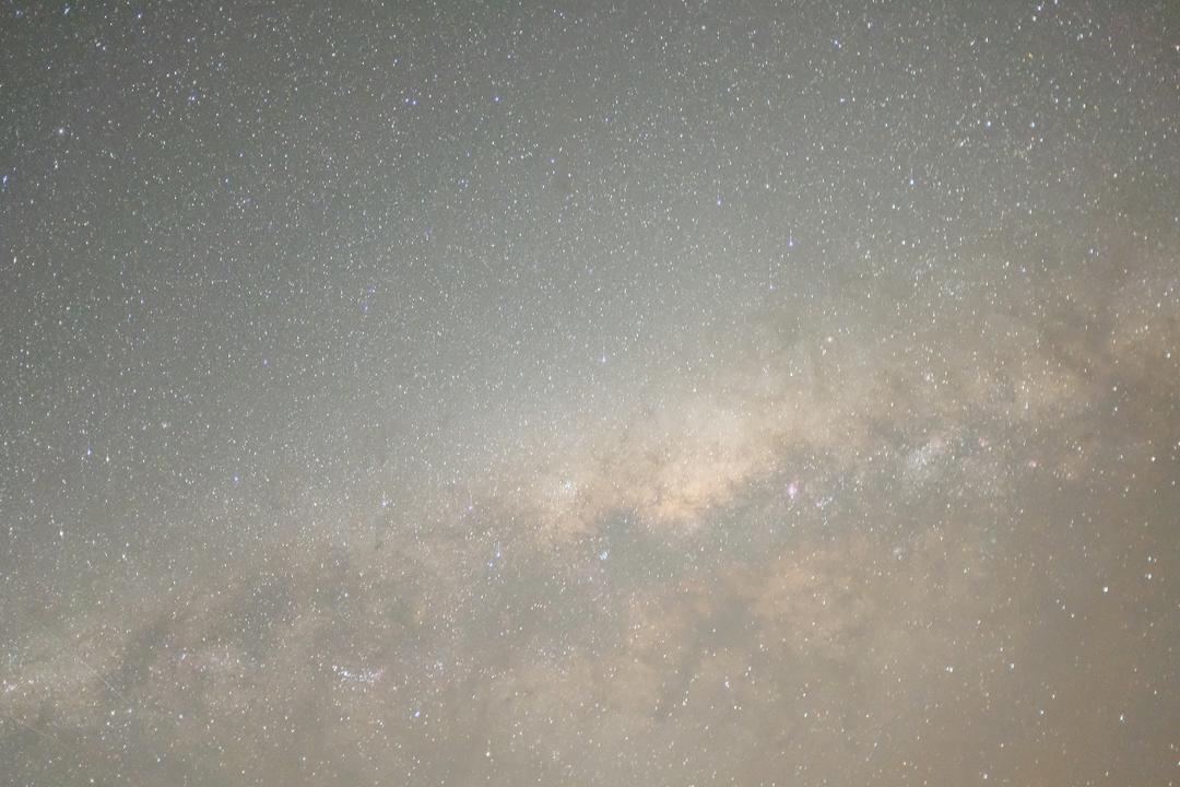 蓝色的天空
AI 生成的内容可能不正确。