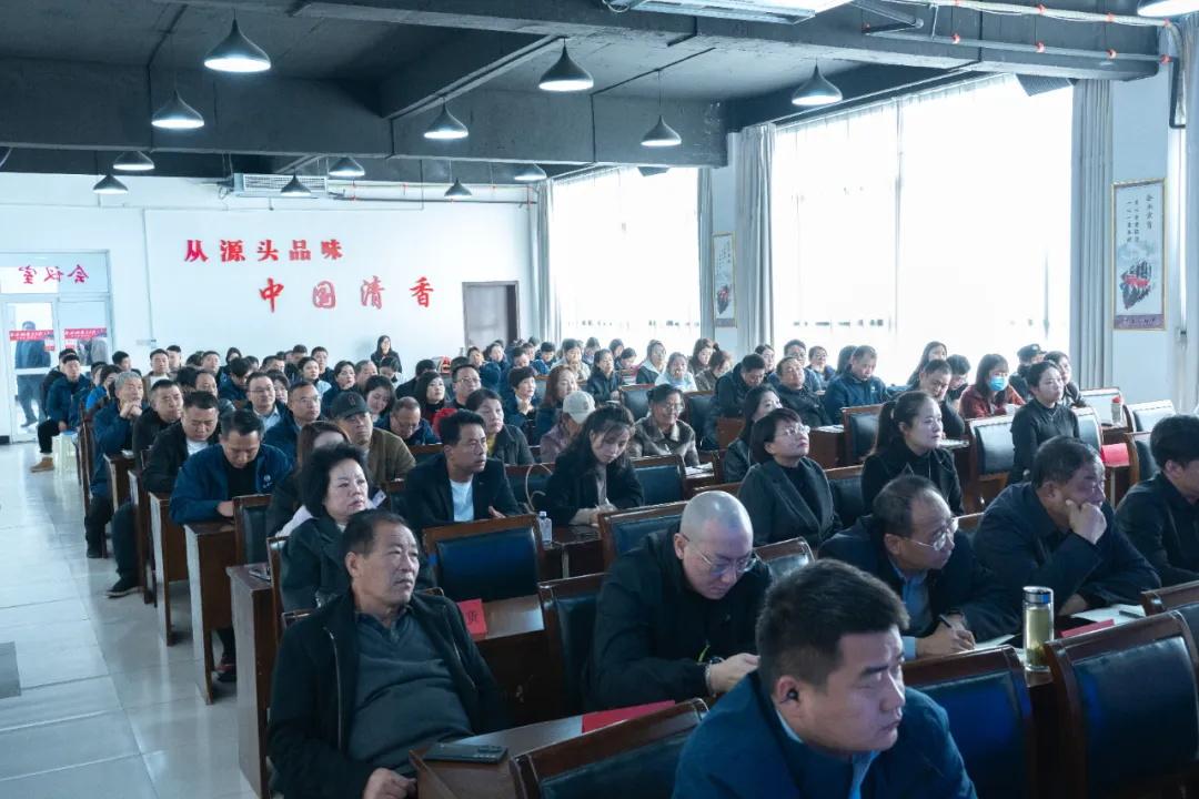 担当数字营销“先锋”，<a href=https://www.shidiannet.com/zt/shaanxi/ target=_blank class=infotextkey>陕西</a>白水杜康承办专题培训赋能县域酒企