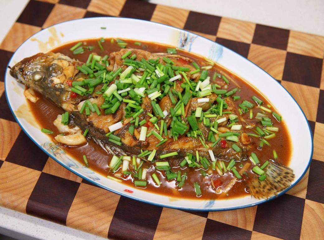 这鱼看到了就要买，免疫力差的人要常吃，高蛋白低脂肪生肌补血！_智利_新闻_华人头条