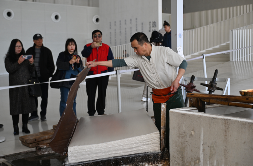 2025-11-20 20:42:37.780000