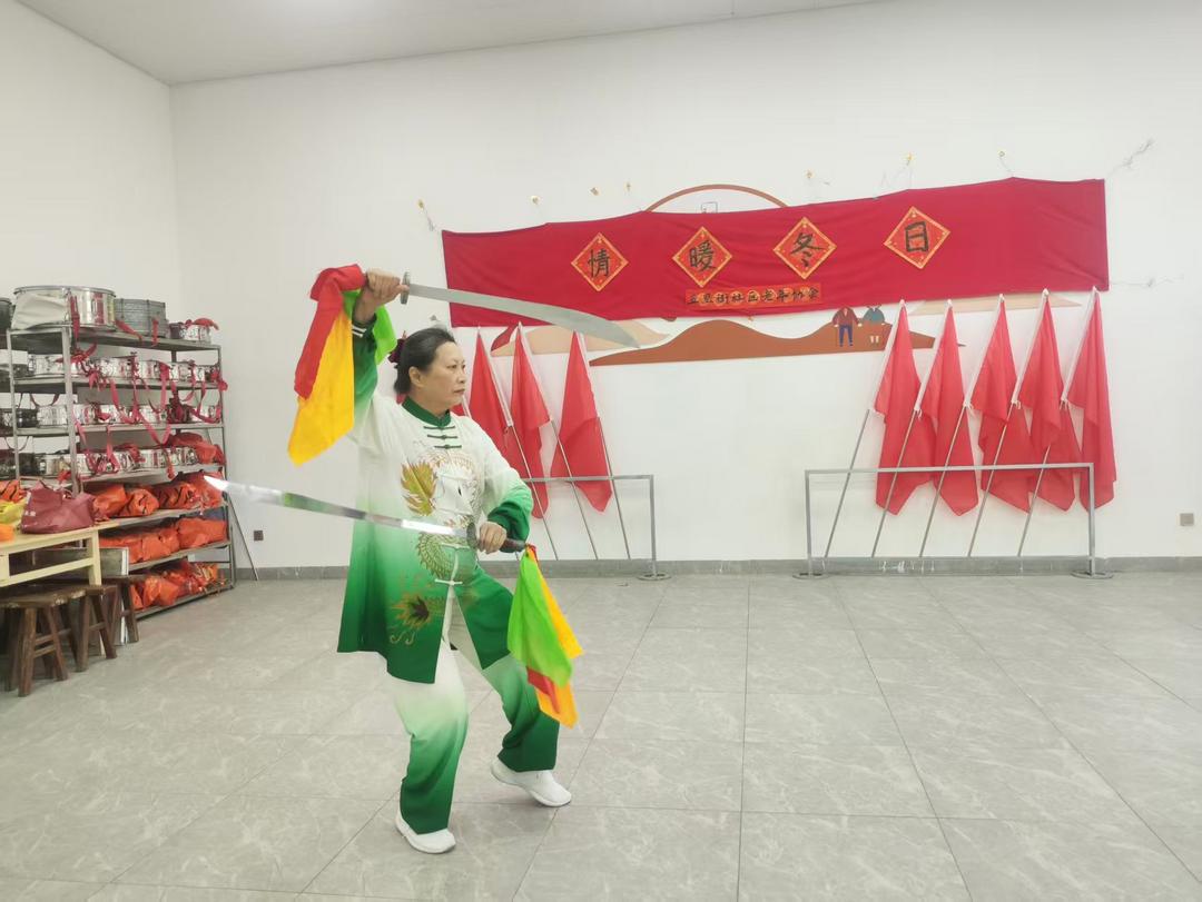 福建永春县五里街社区老年协会举办冬季文艺演出活动