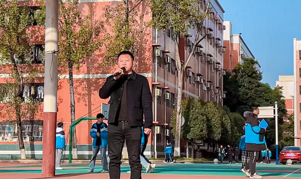 202511/262036375887977.jpg 202511/262036375887977.jpg