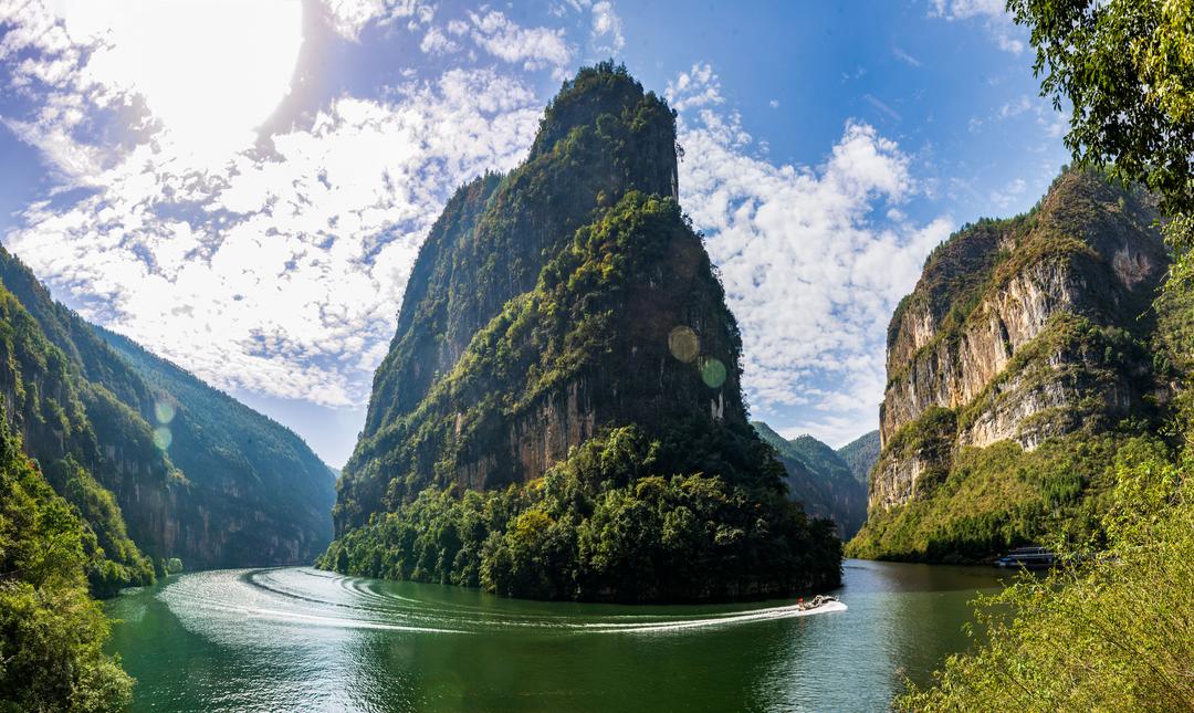 图片[4]-“追夢中華·新韻重慶”海外華媒重慶行 共同見證璀璨“三峽之光”-华闻时空