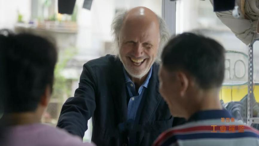 /Volumes/USB DISK/6月份7月份物料/《梧桐树下老房子》国际传播物料/文字材料配图/国际视觉/微信图片_20251126174910_2659_7.jpg微信图片_20251126174910_2659_7