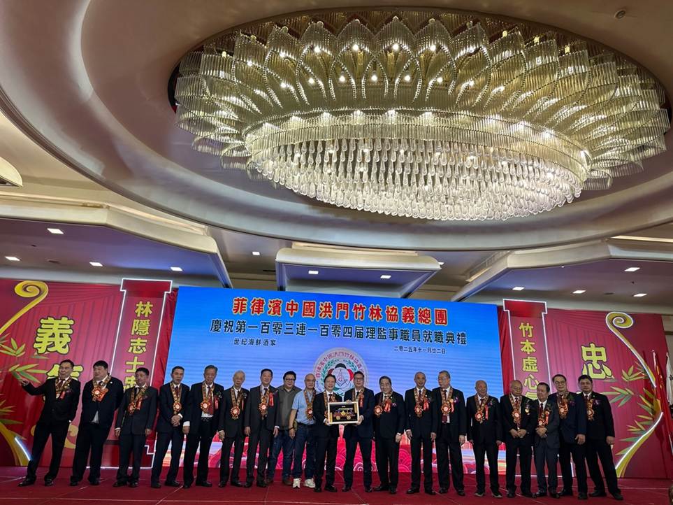 一張含有 天花板, 室內, 光線, 人員 的圖片

AI 產生的內容可能不正確。