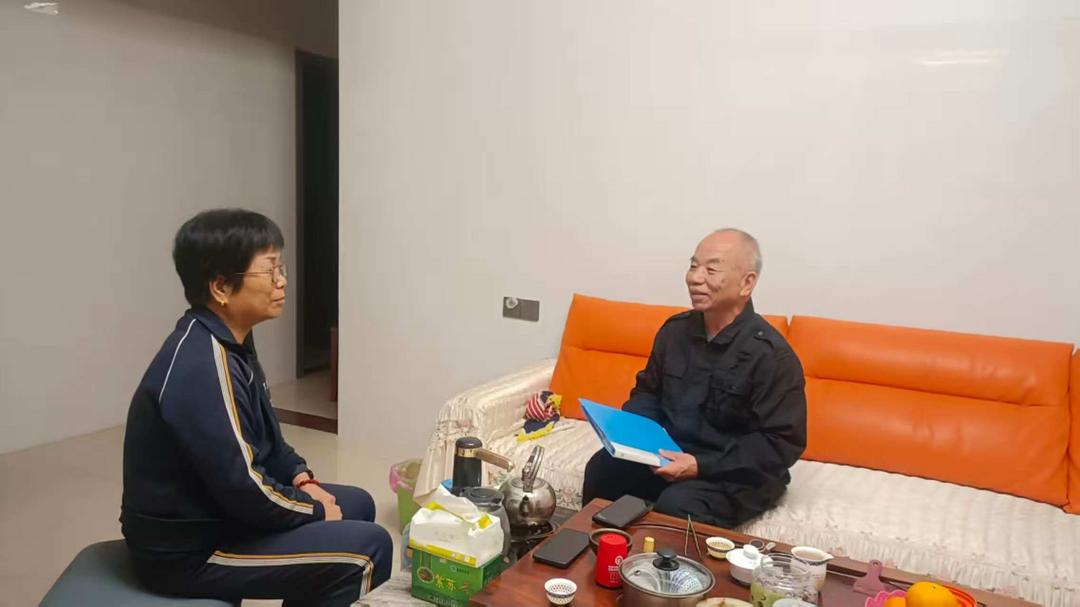 福建永春县五里街社区老年协会开展冬季老年人居家防火安全宣传活动