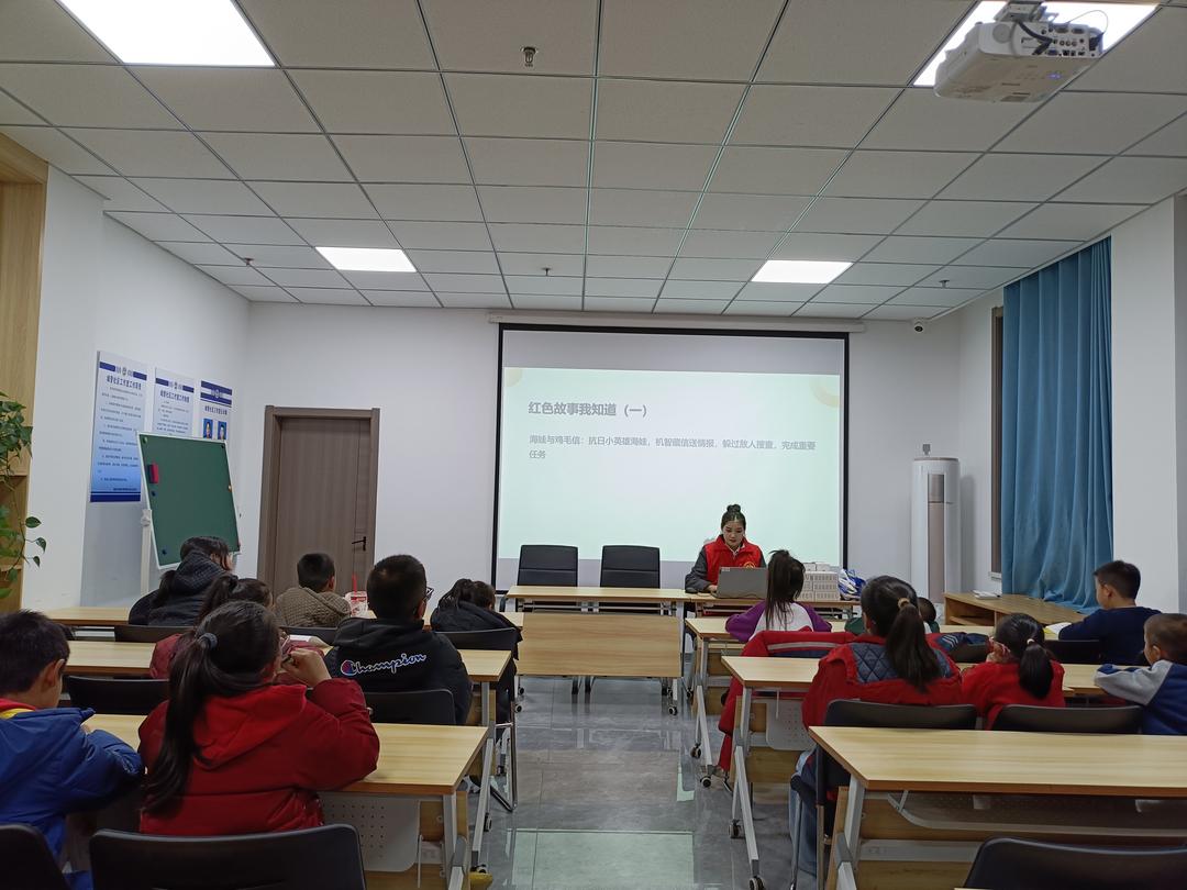 聆听红色故事 传承红色基因——崇文路街道富庆路社区开展未成年人核心价值观教育活动