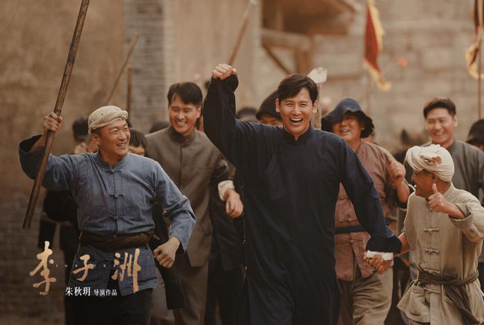 榆林广大师生、家庭纷纷走进影院观看电影《李子洲》——追寻英雄足迹 传承红色基因