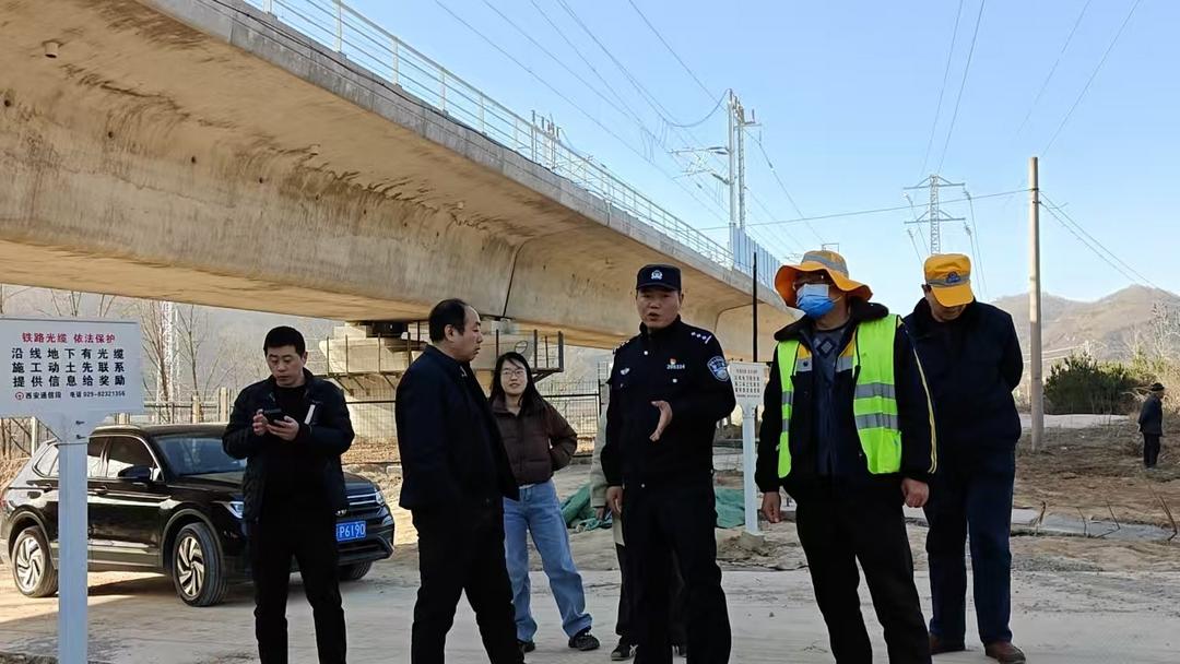 富县东站派出所：内强管理固根基 外清隐患护坦途