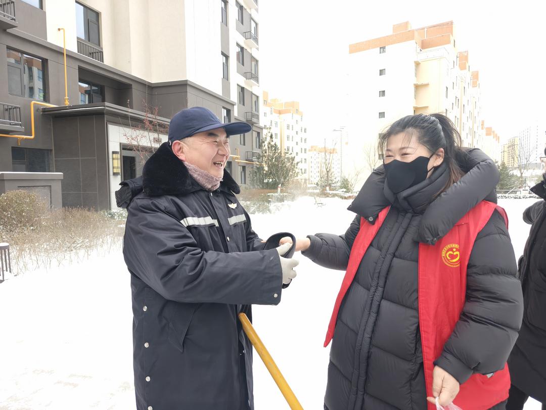 金沙路街道公园社区：“暖心行动”精准送达，守护特殊群体温暖过冬