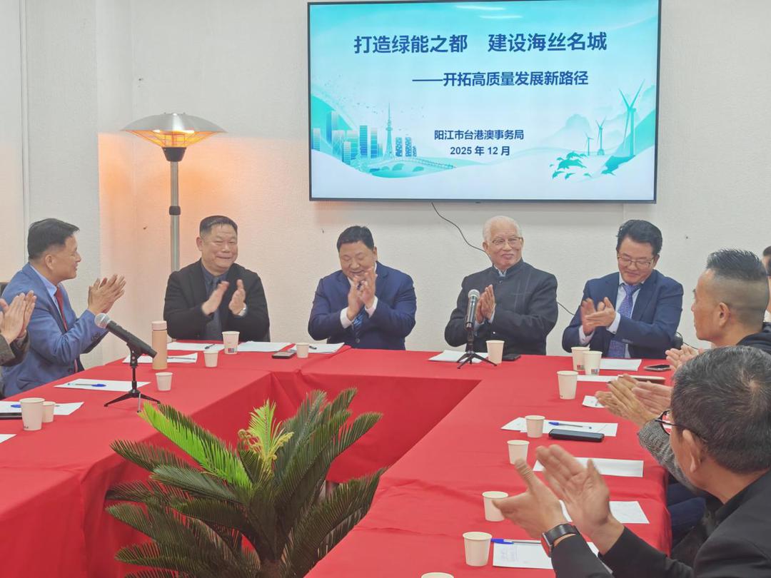 1917d137b23dfce79a7b5413c9c856b9