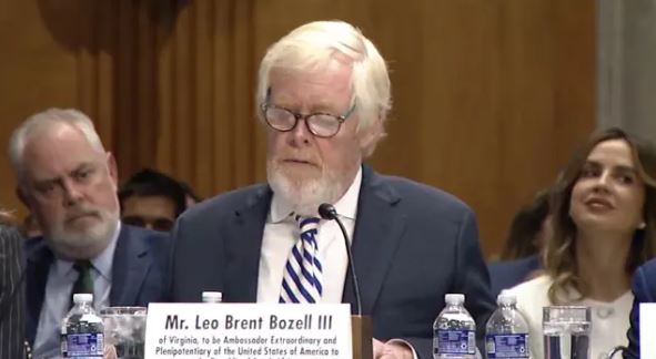 强硬派特使利奥·博泽尔确认出任美国驻南非大使